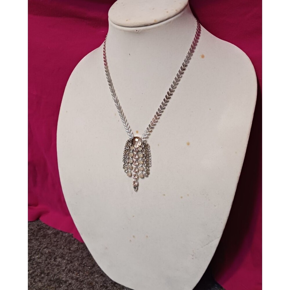 Vintage Express Silver Necklace Chevron Herringbone Chain Rhinestone Waterfall - Picture 9 of 13